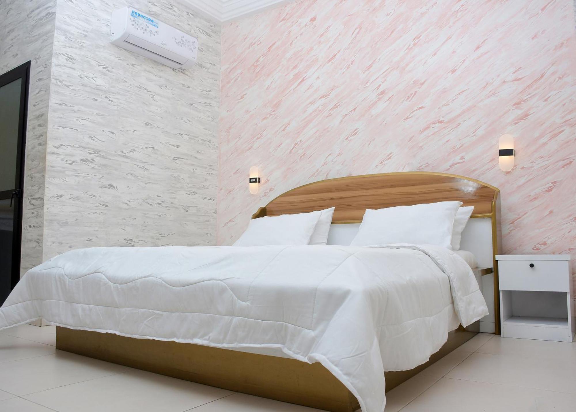 Hotel Mavilla Cotonou Exterior photo